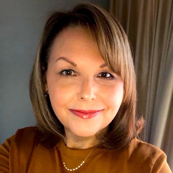 Meet your Posher, Vikki - Picture 1 of 1